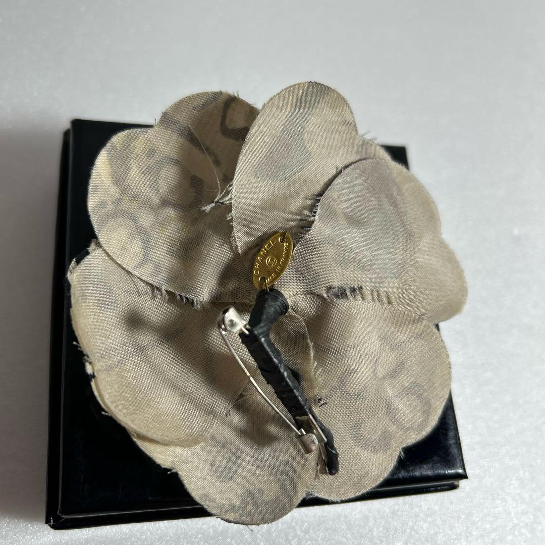 希少 CHANEL ヴィンテージ カメリア コサージュ ブローチ 花びら