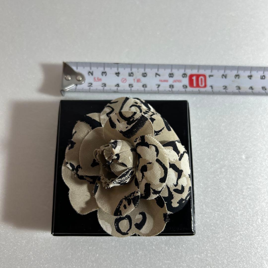 希少 CHANEL ヴィンテージ カメリア コサージュ ブローチ 花びら