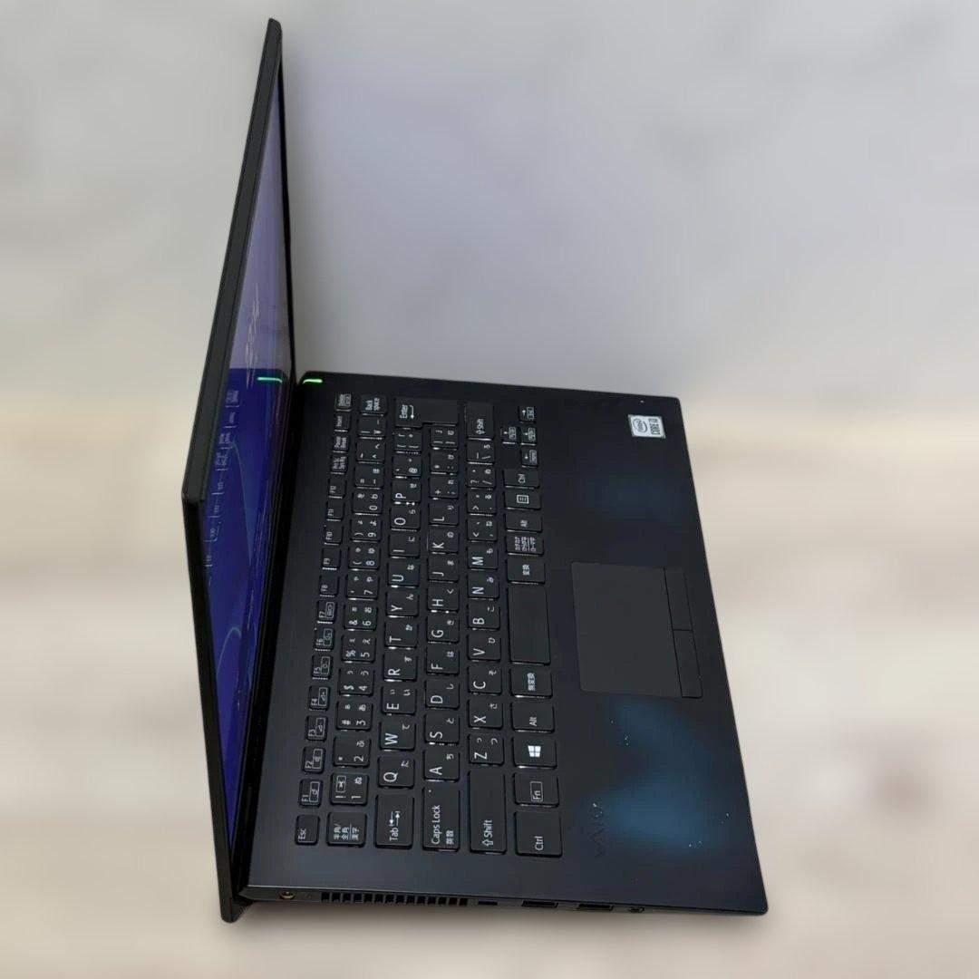 使いやすい VAIO Pro corei3 SSD128 8GB 軽い