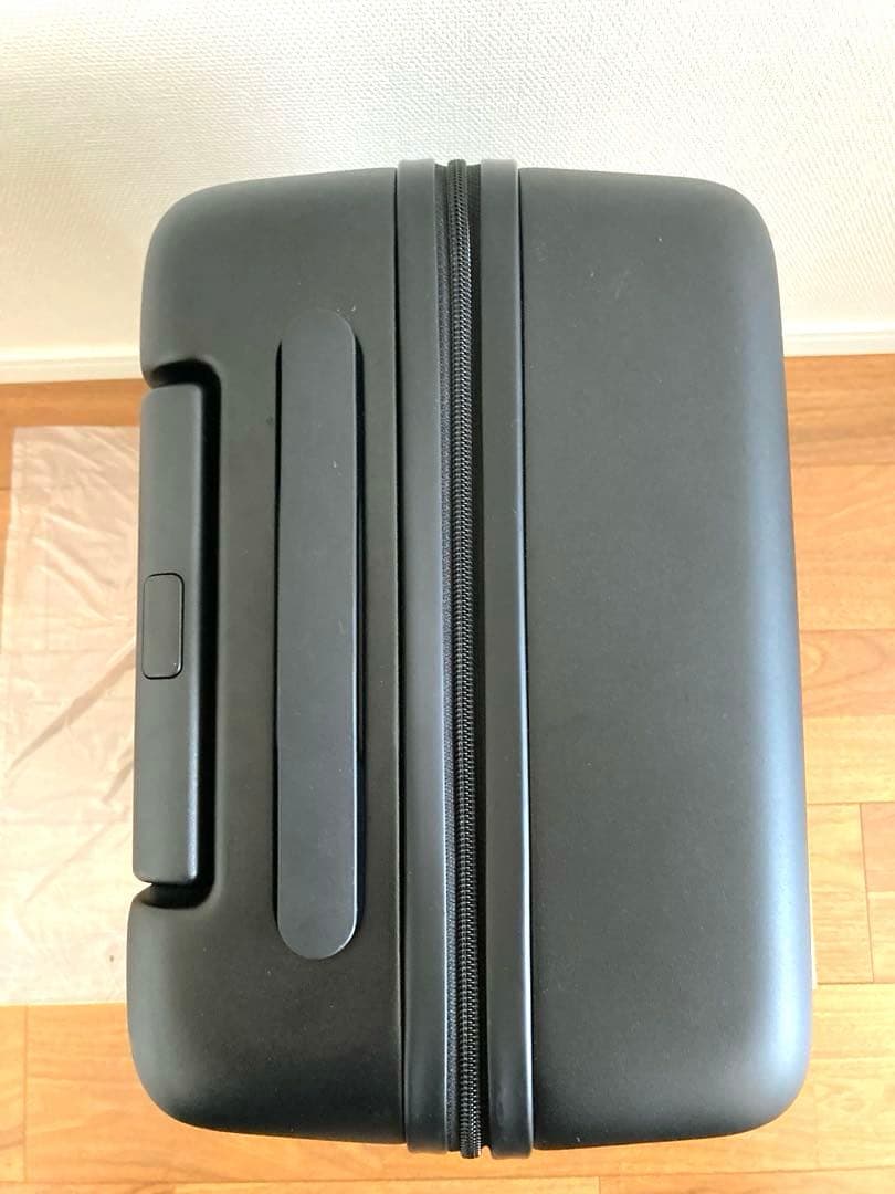 無印良品　バーを自由に調節できるハードキャリーケース　36L ブラック