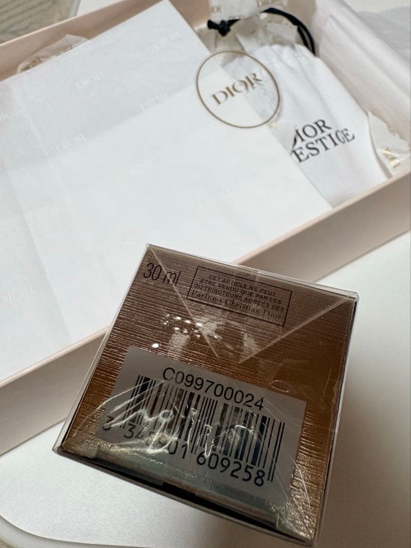 お値下げ中！Dior Prestige マイクロユイルRセラム 美容液30ml