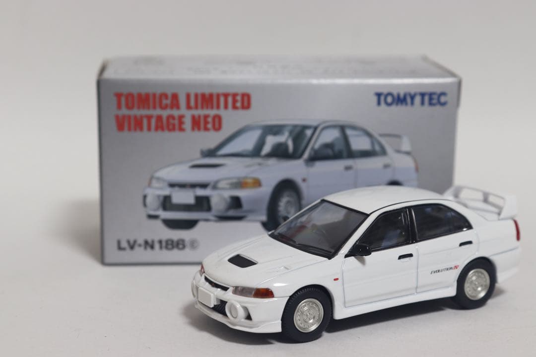 LV-N186c 三菱ランサーRSエボリューションIV（白）トミカリミテッド