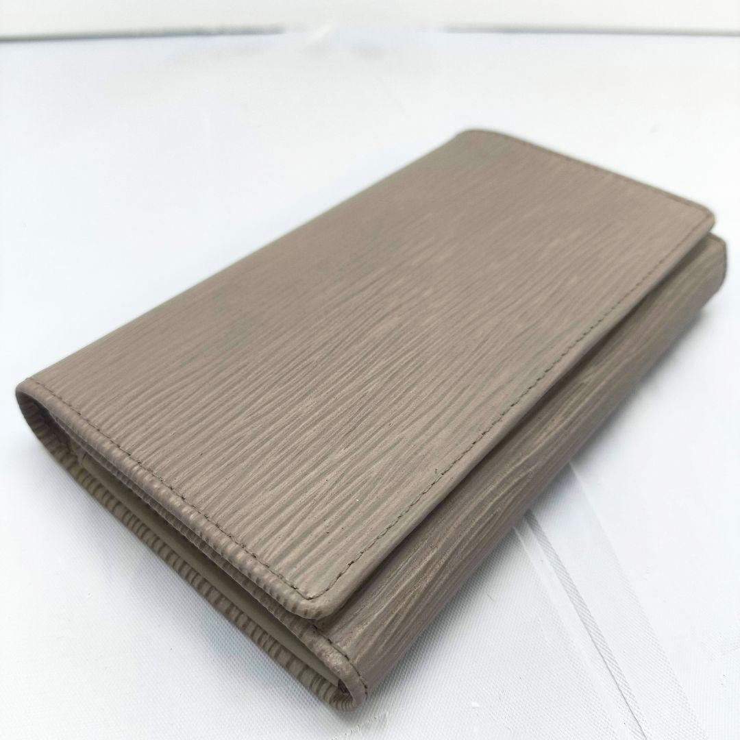 ルイヴィトン エピ ポルトモネ ビエ トレゾール 財布 ライラック 薄紫