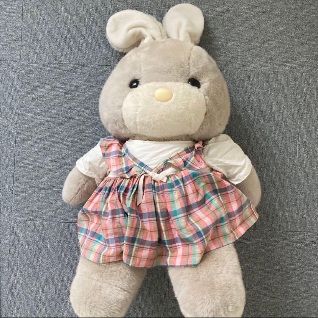 ★昭和レトロ★吉徳　グレーのうさぎ　ぬいぐるみ チェック柄ドレス