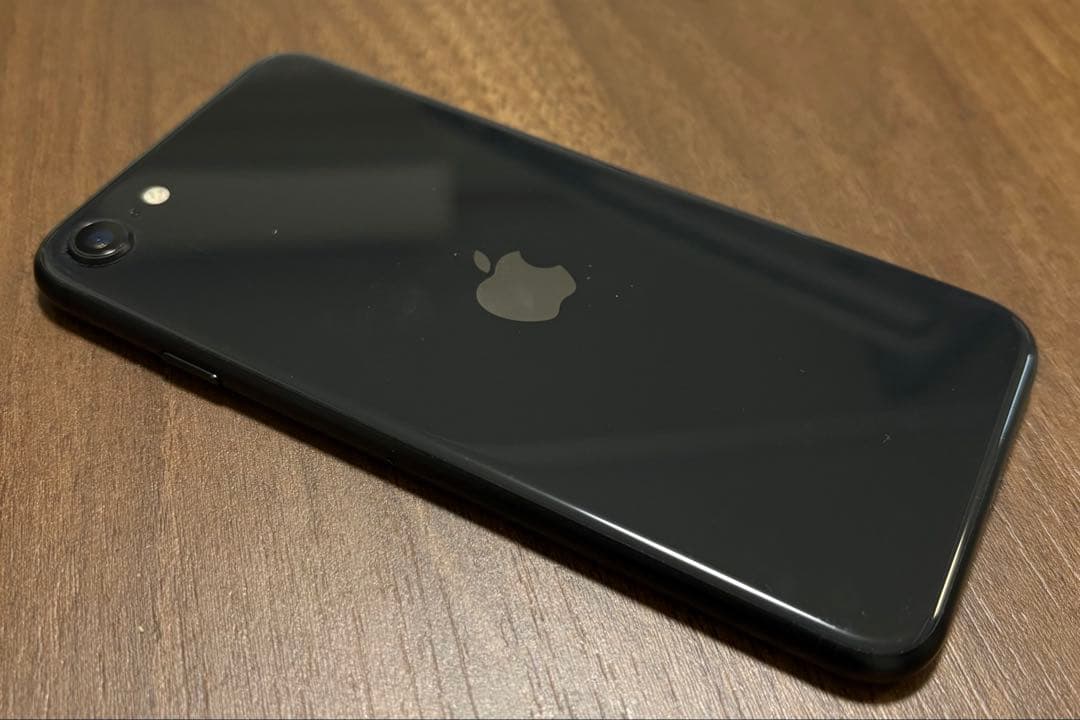 iPhone SE 第2世代 64G SIMロック解除済