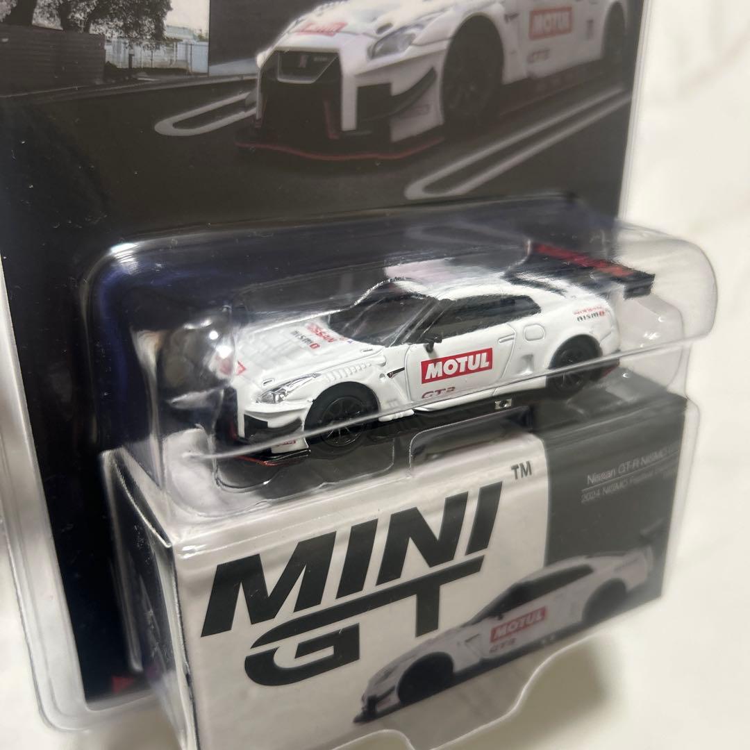 【限定】MINI GT Nissan GT-R NISMO GT3 ホワイト