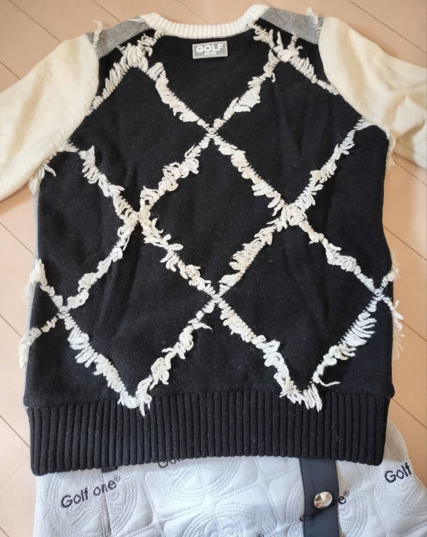 マークアンドロナ♥️防風裏地付きニット