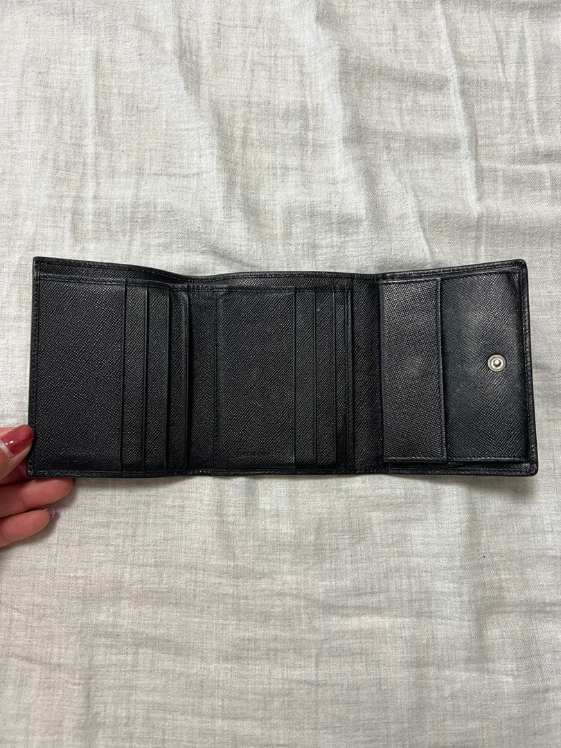 PRADA サフィアーノレザー 三つ折り財布 黒