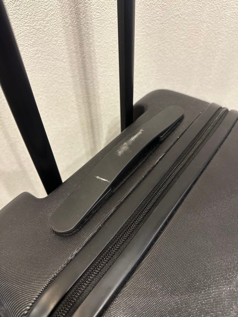 バーを自由に調節できる　ハードキャリーケース（３６Ｌ）　無印良品