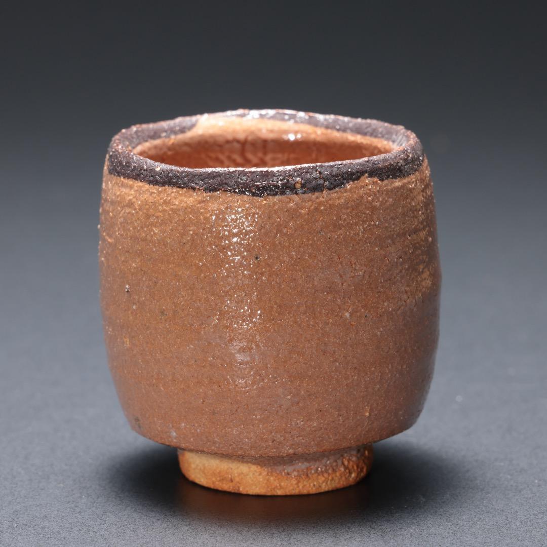 【ぐい呑・盃】 唐津　皮鯨ぐい呑み 徳沢守俊作　共箱　R1188ダU