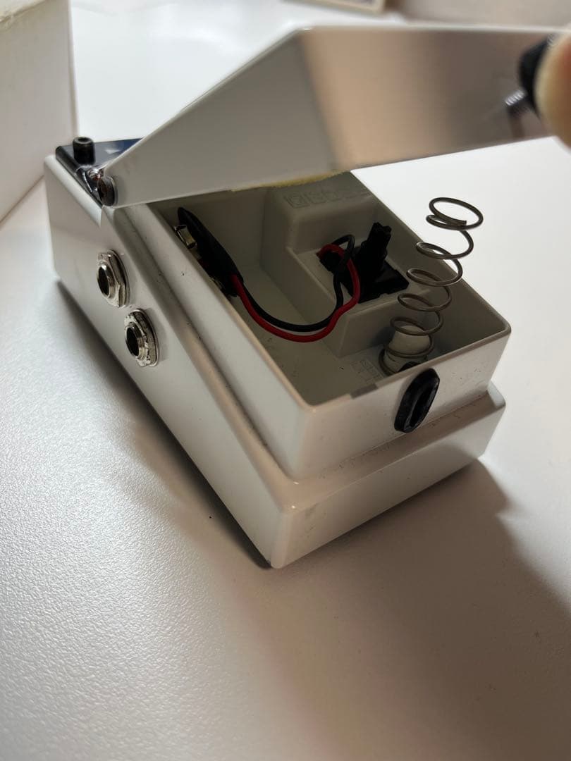 ギター BOSS Chromatic Tuner TU-2