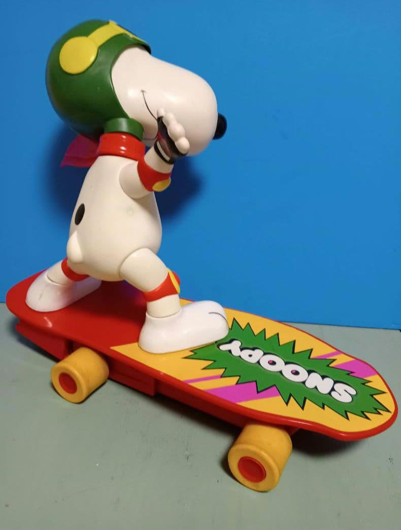 1987年米国ヴィンテージ ビッグ 33cmレアな スヌーピーオンスケートボード