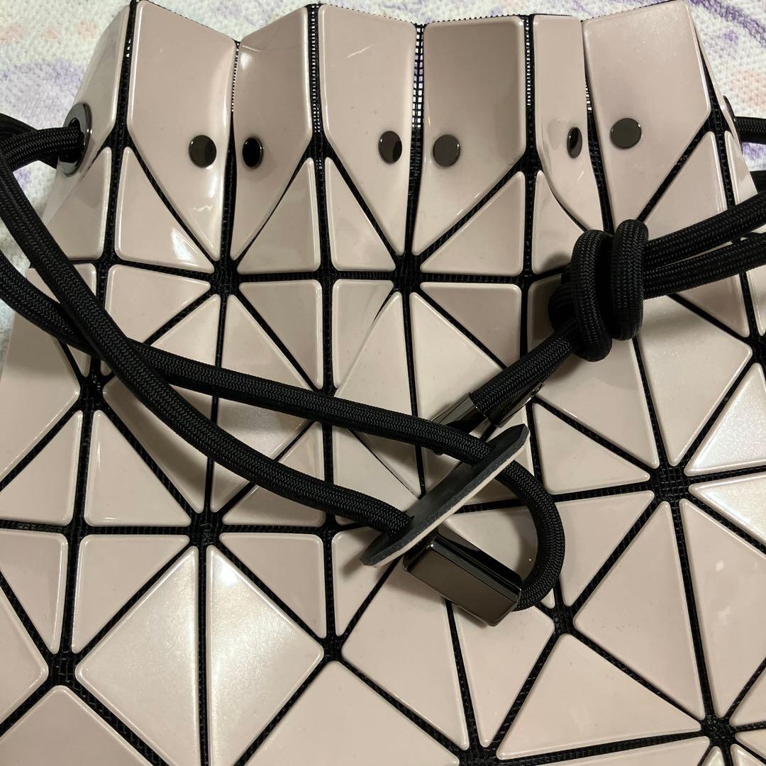 BAOBAO ISSEI MIYAKE ピンク ショルダーバッグ