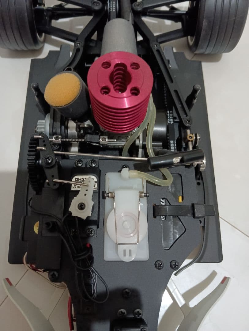 ディアゴスティーニ　F1　ラジコンエンジン　未使用　完成品