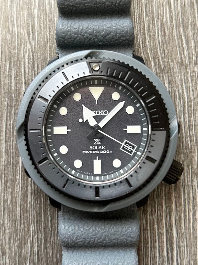 SEIKO プロスペックス メンズソーラー ダイバーズ200m 海外モデル