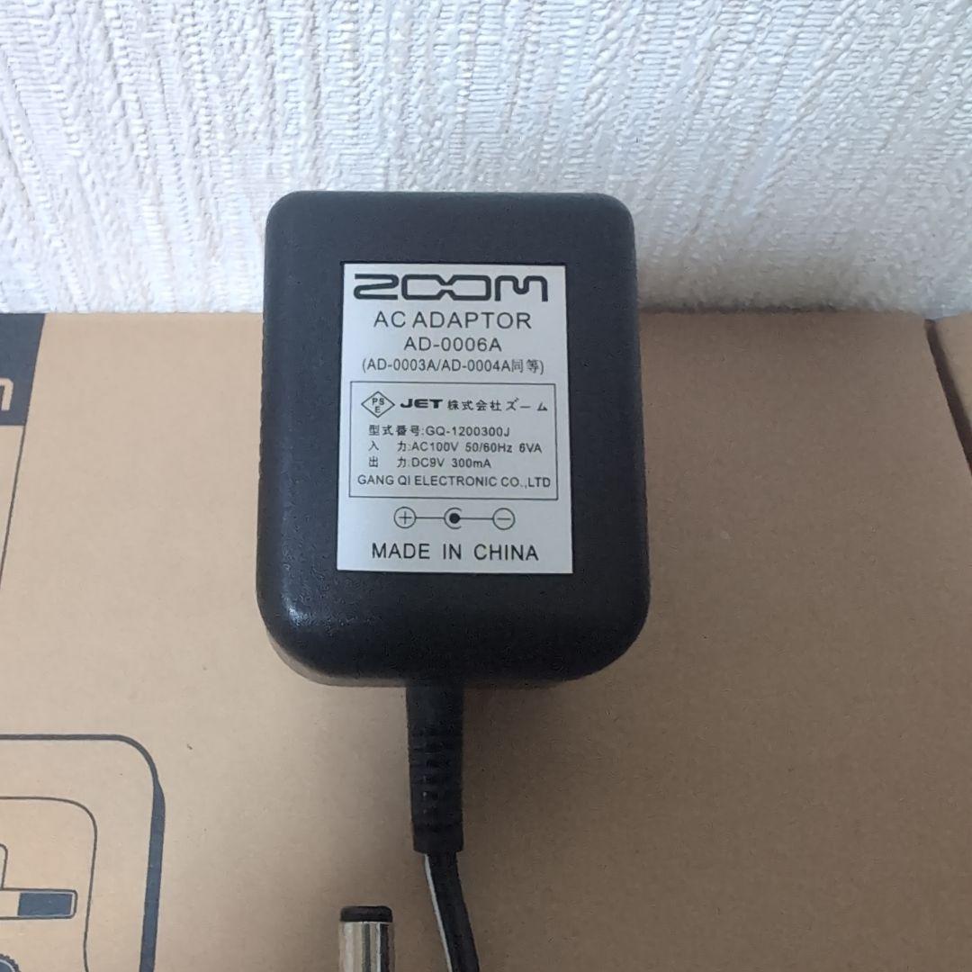 ZOOM G1 FOUR アダプター付き