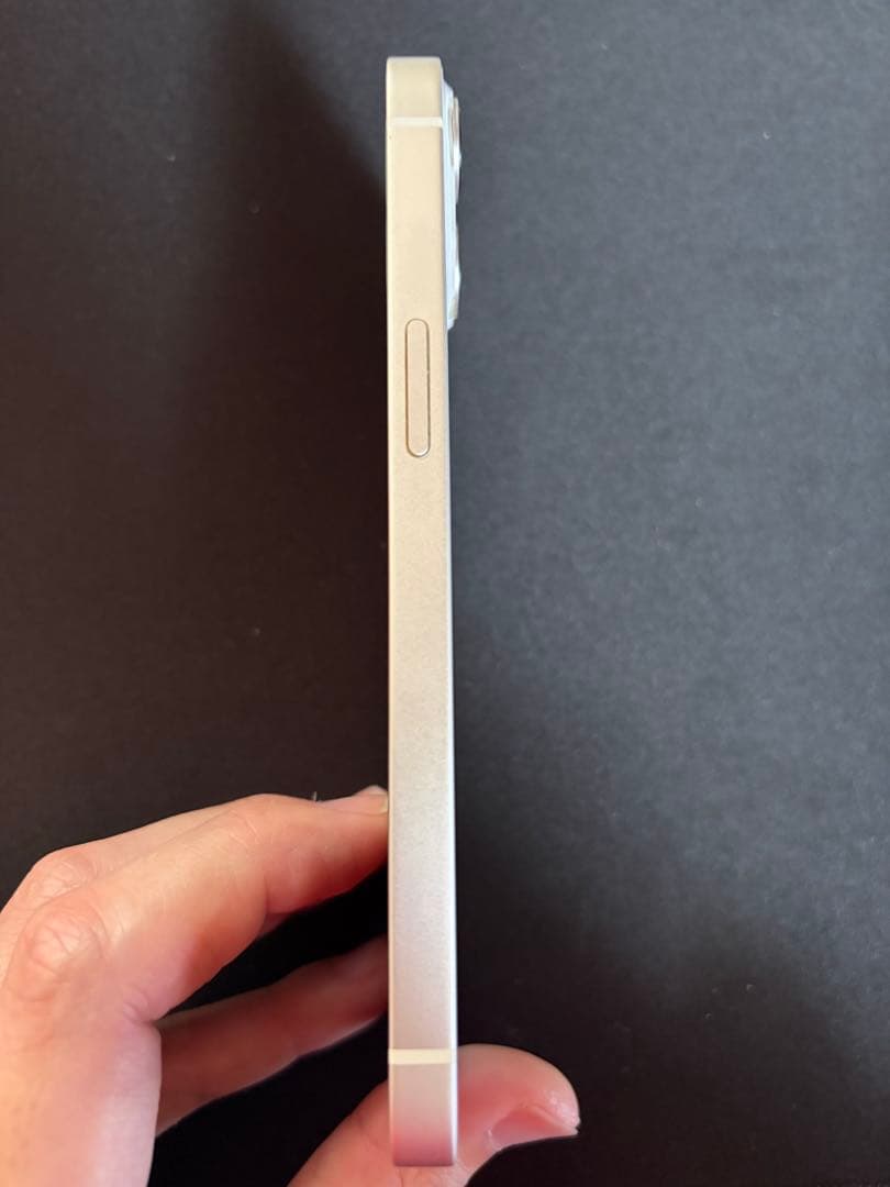 スマートフォン本体 Apple iPhone13