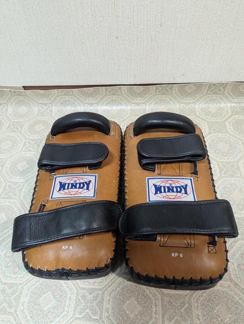 WINDY　KP6　キックミット