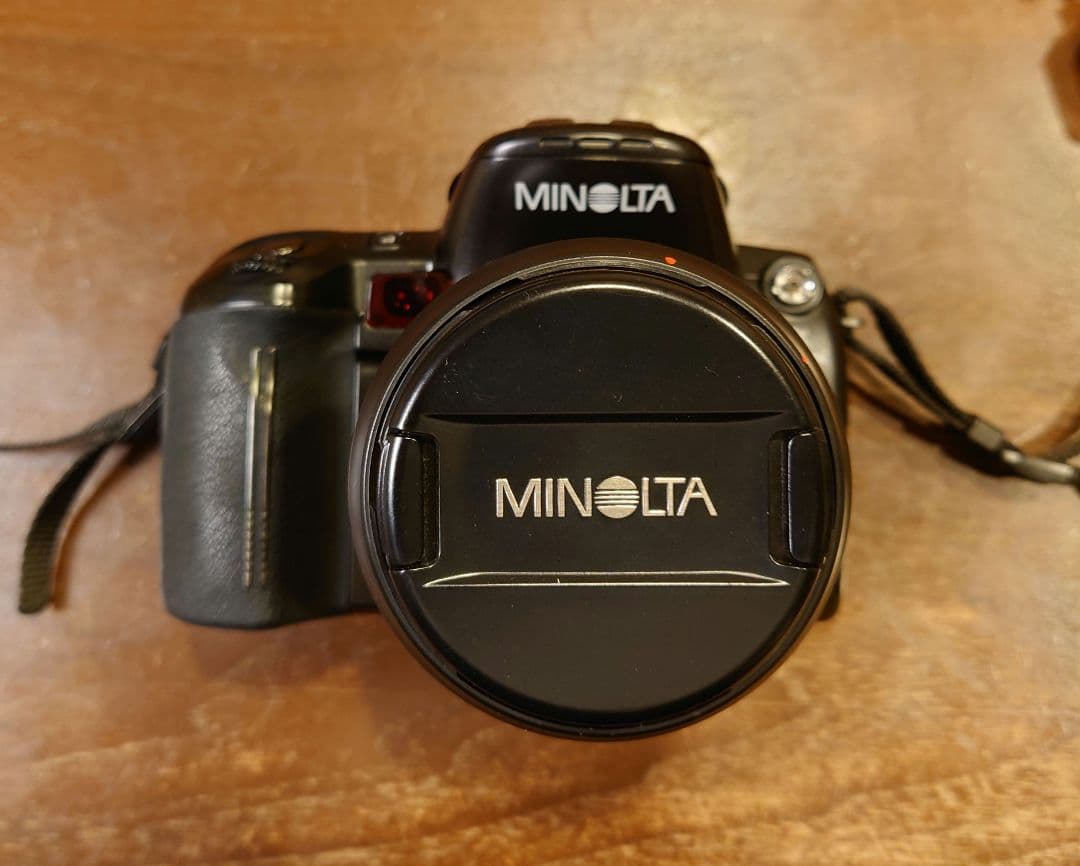 α807si ミノルタ製　フィルムカメラ　レンズキット＆300mmレンズ付