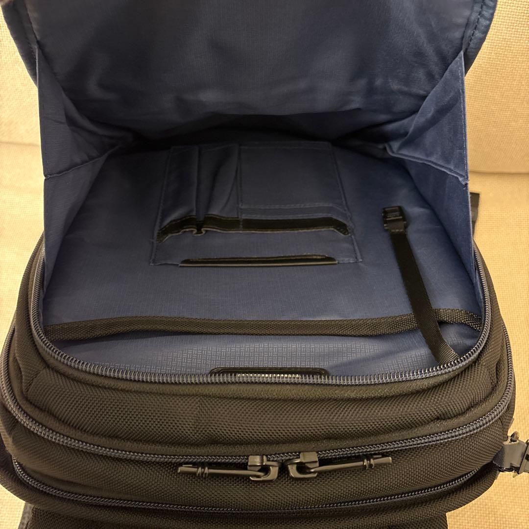 【日本限定カラー】tumi スリム・バッグパック