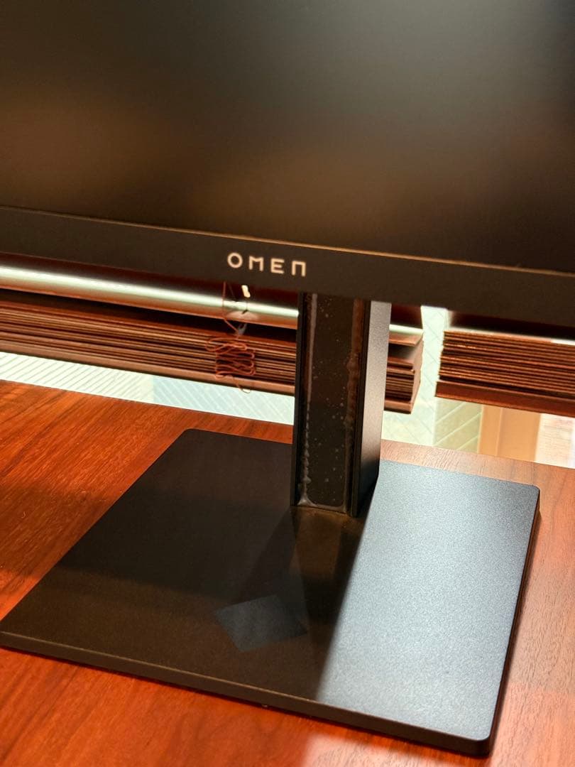 OMEN 27k 144Hz 4K ゲーミングディスプレイ