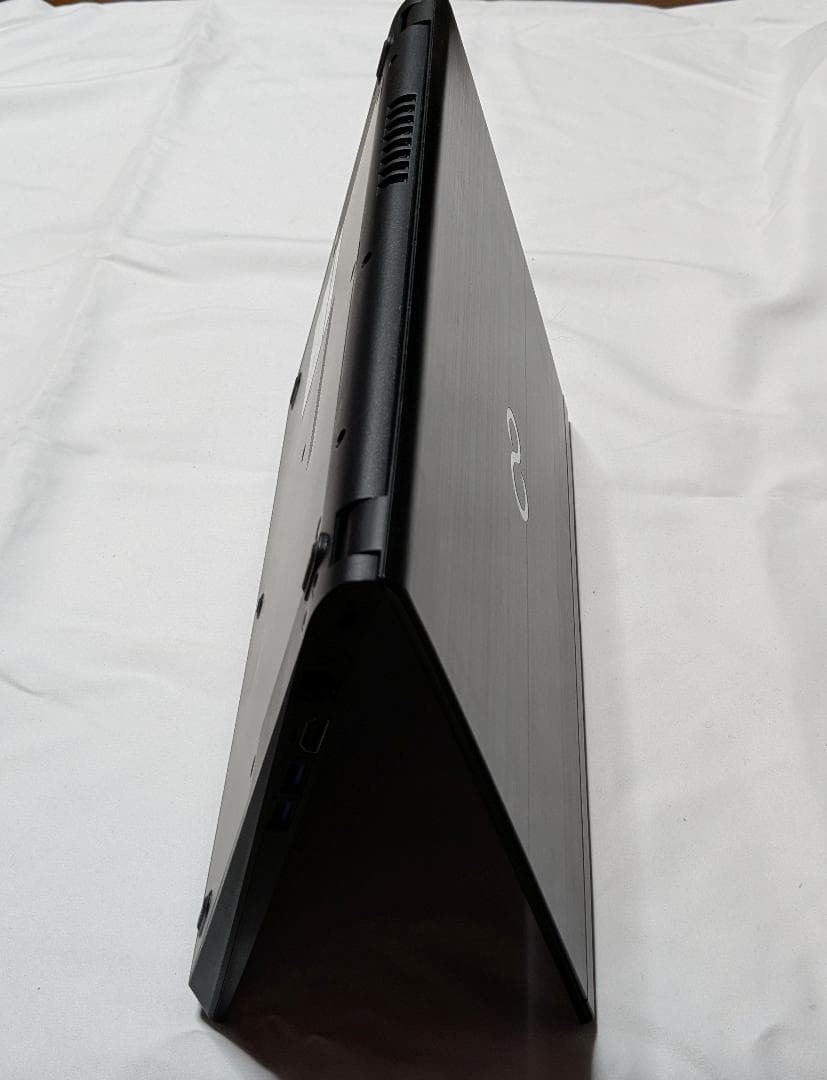 【美品】富士通　軽量、8G/256GB、オフィス、テレワーク可、バッテリー元気