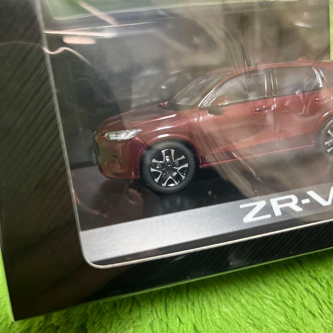 ホビージャパン　ホンダ　ZRーV ミニカー