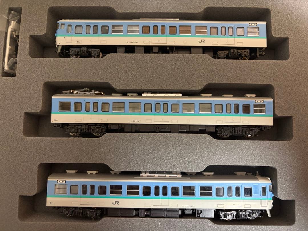 鉄道模型　Nゲージ　KATO 10-1428 115系1000番台　長野色　3両