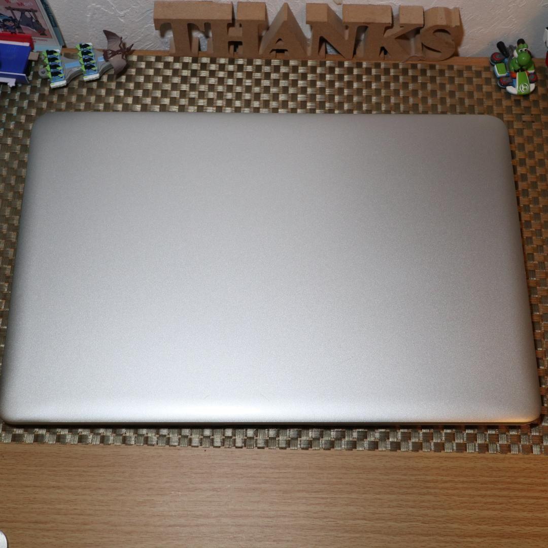 Win11公式対応/8世代Corei3/メモリ8G/SSD500G/無線/カメラ