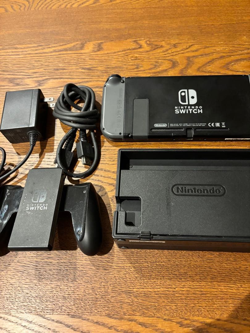 【箱無し/付属品完備】Nintendo Switch本体　マリオカート8セット