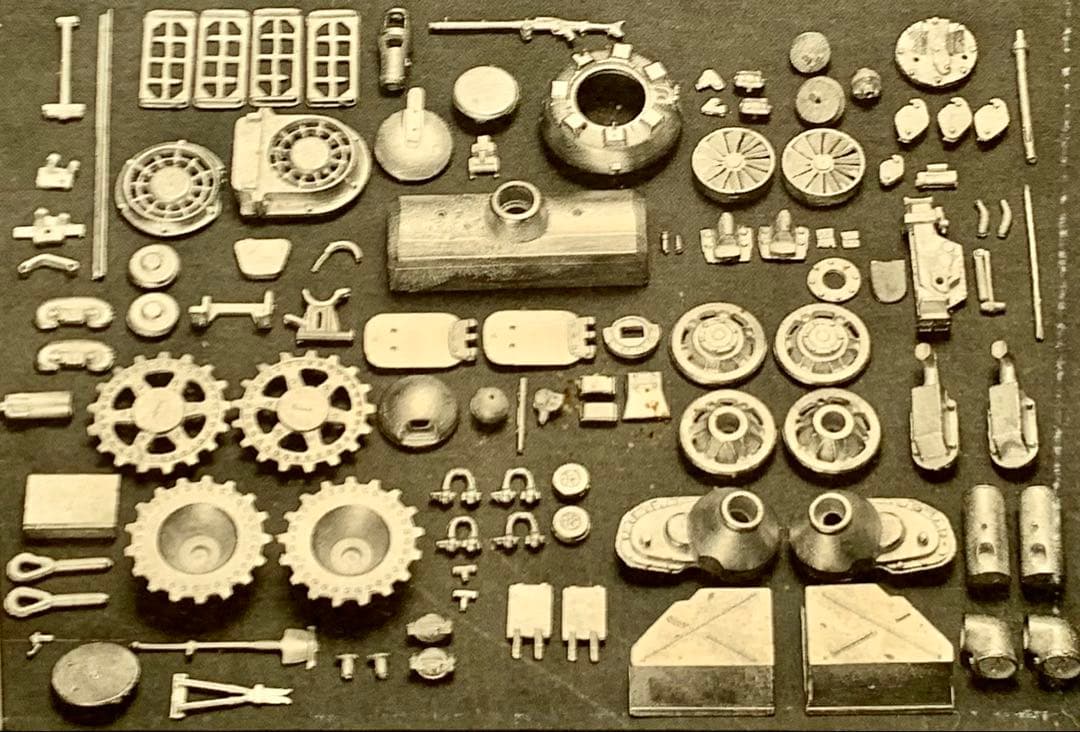 グンゼ ハイテックシリーズ 1/35パンサー戦車G型 プラモデル 極レア 希少品