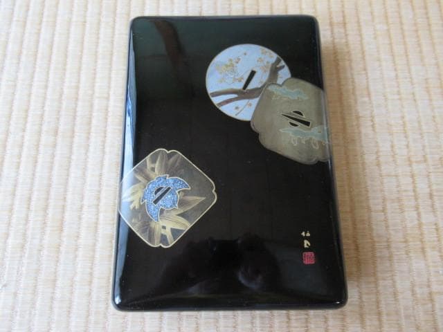 大正時代◆『竹内栖鳳作』恩賜財団 軍人援護会東京府支部 硯箱 高蒔絵 刀剣鍔模様