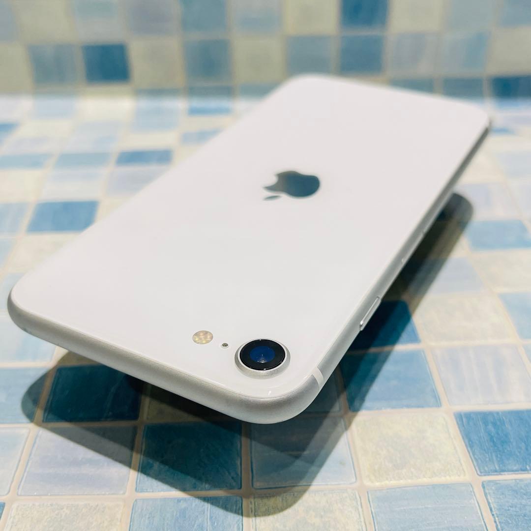 SIMフリー iPhoneSE2 128GB ホワイト 電池良好