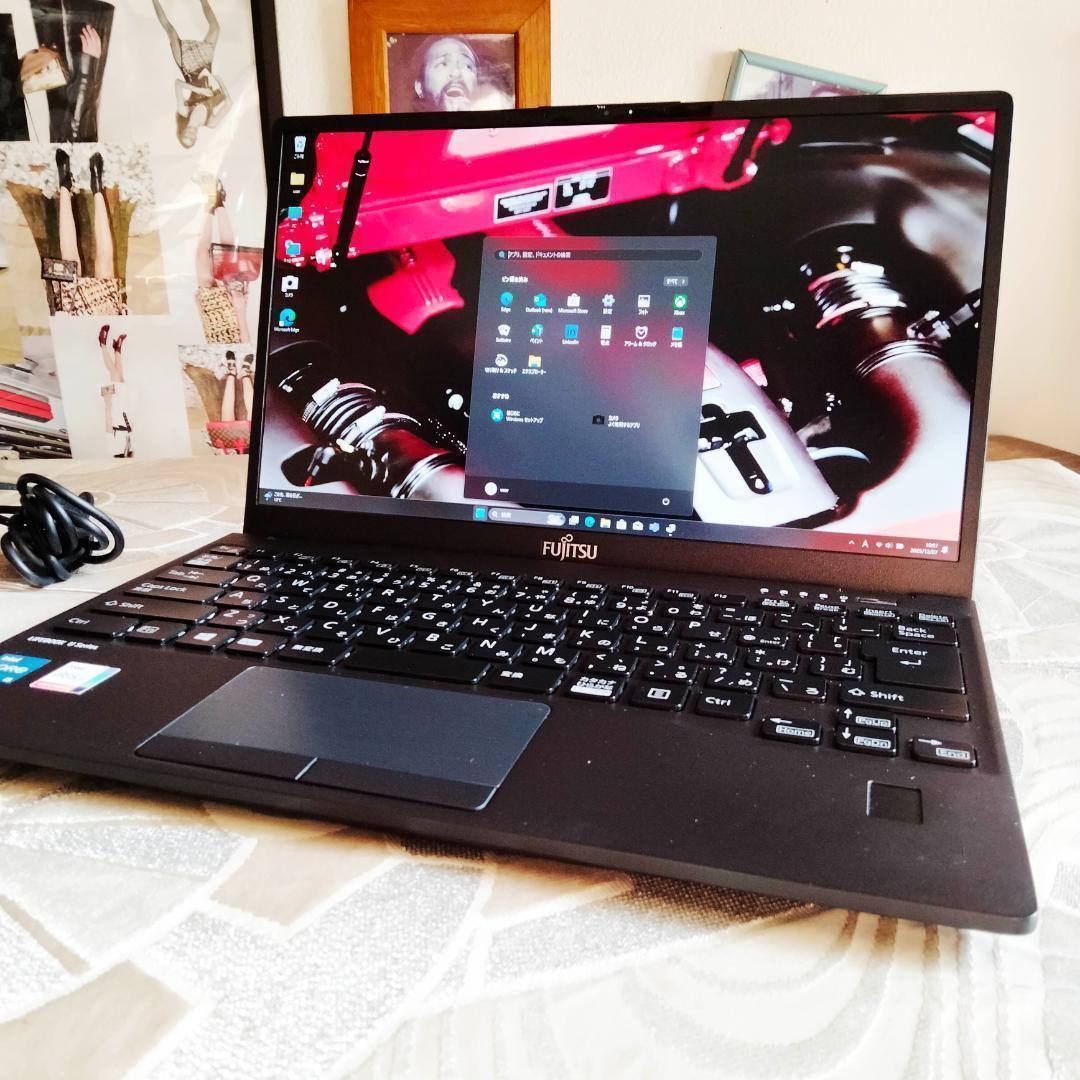 13インチ 富士通 ★11世代 i5 8G 256G 1920x1080
