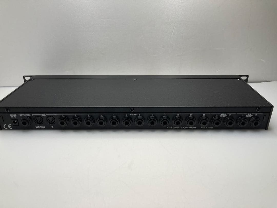 ALESIS ドラム音源モジュール DM5