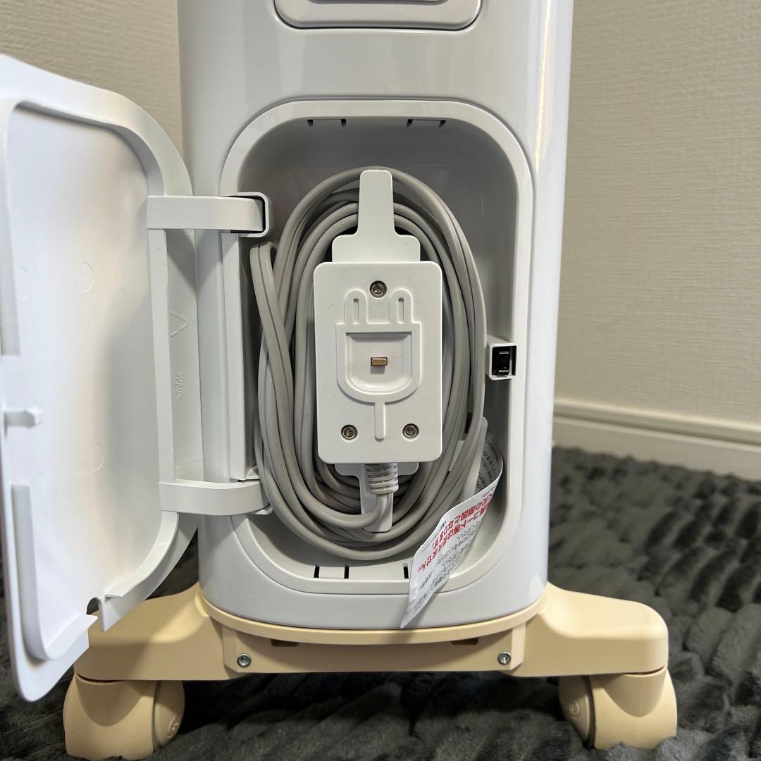 【美品】デロンギ オイルヒーター ベルカルド RHJ75V0815-CR