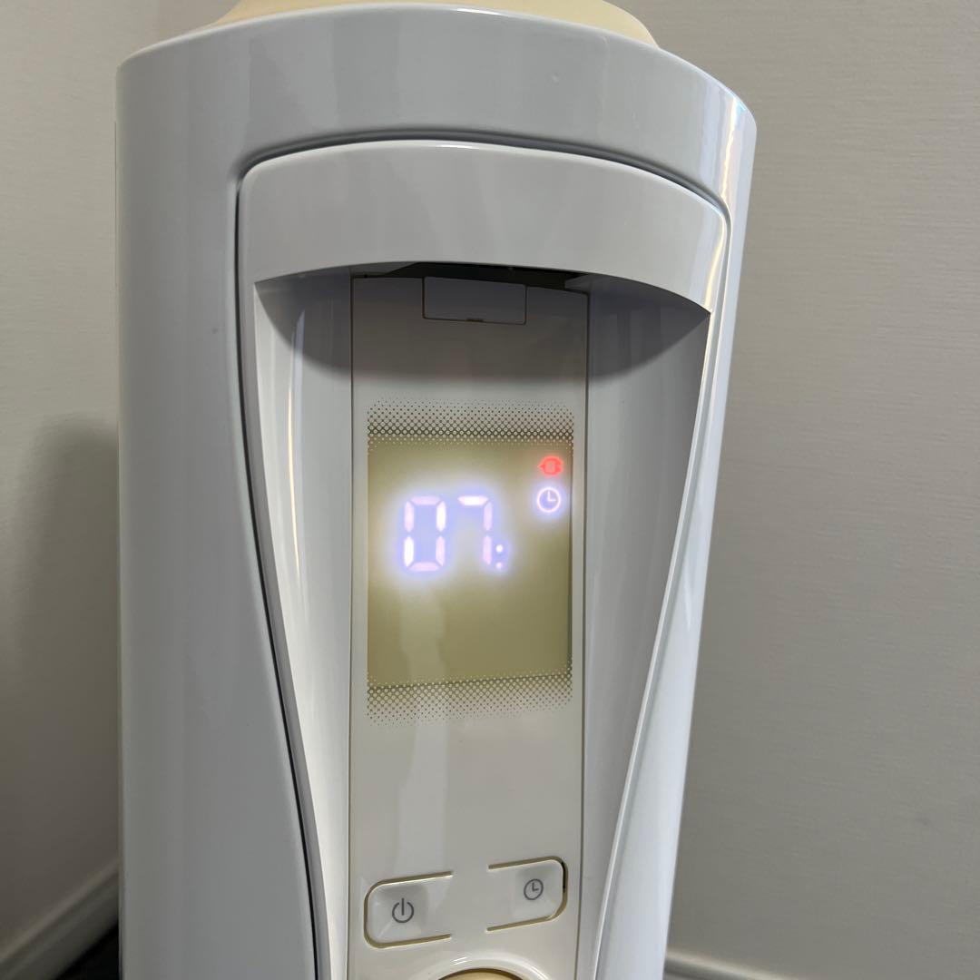 【美品】デロンギ オイルヒーター ベルカルド RHJ75V0815-CR