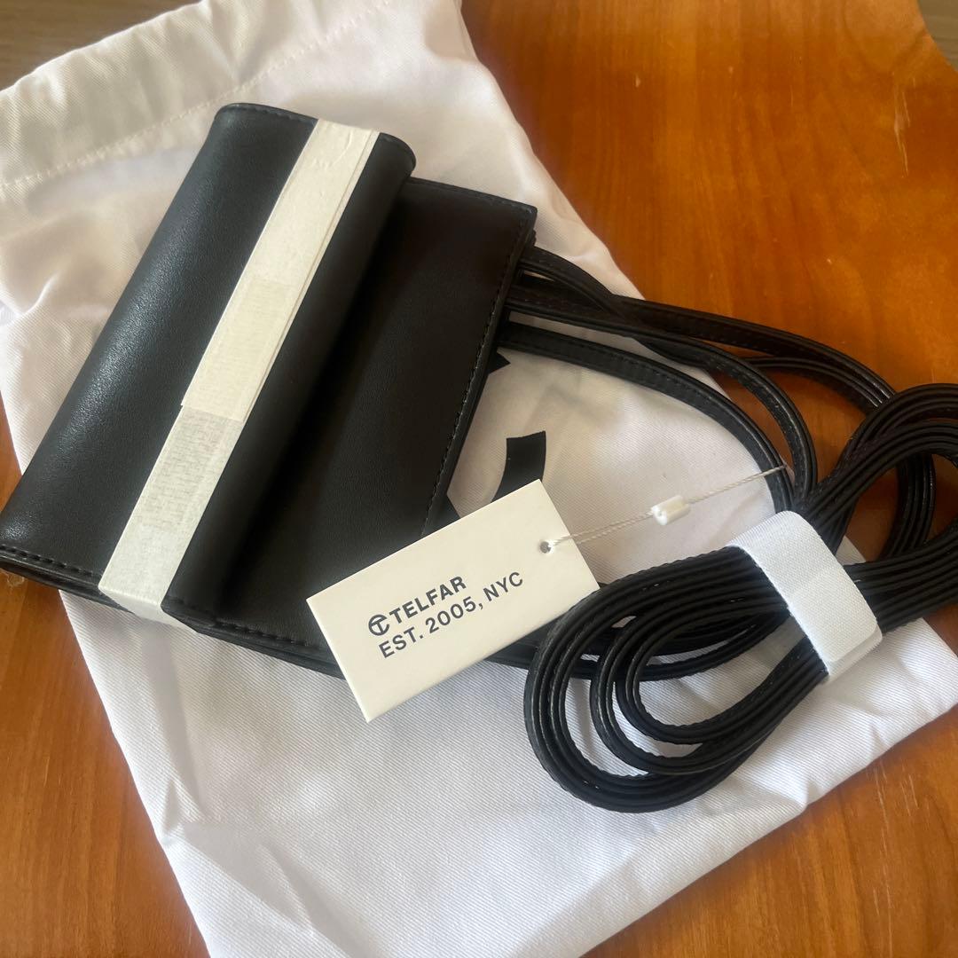 新品未使用　Telfar ミニバック　ブラック