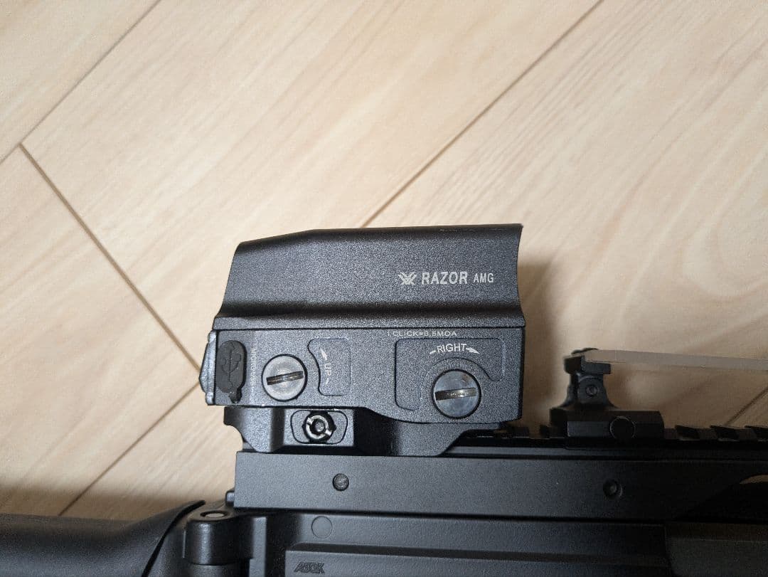 Vortex Razor AMG UH-1 ドットサイト