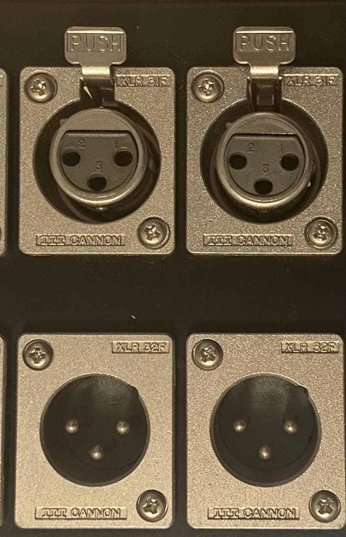 レア商品　ITT CANNON キャノン XLRコネクター 8口