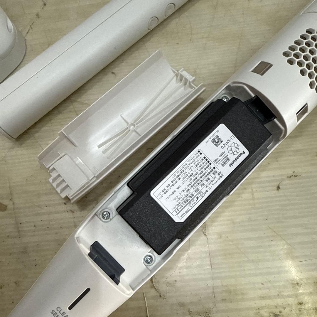 Panasonic MC-NS100K コードレス掃除機 ✨2024年製