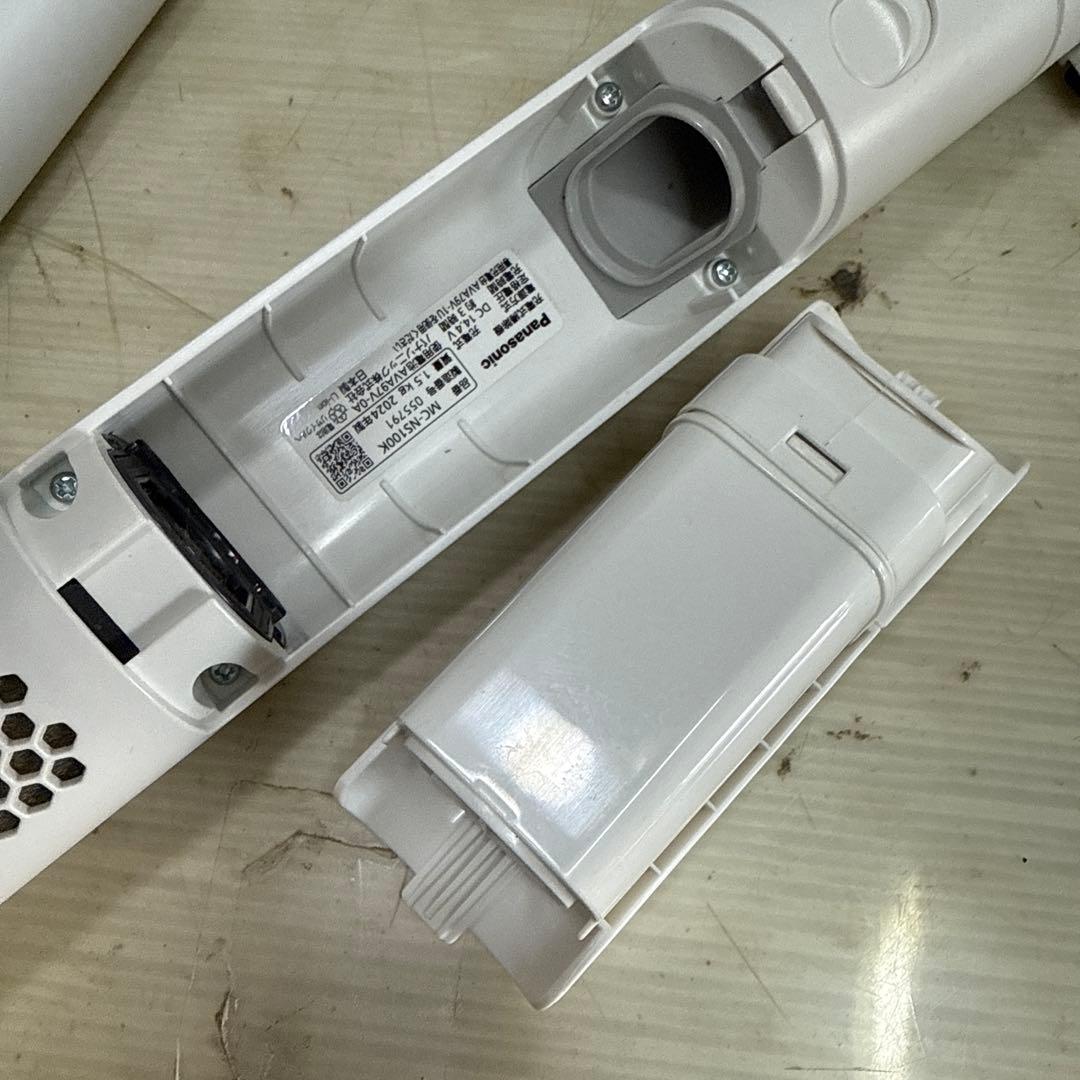 Panasonic MC-NS100K コードレス掃除機 ✨2024年製
