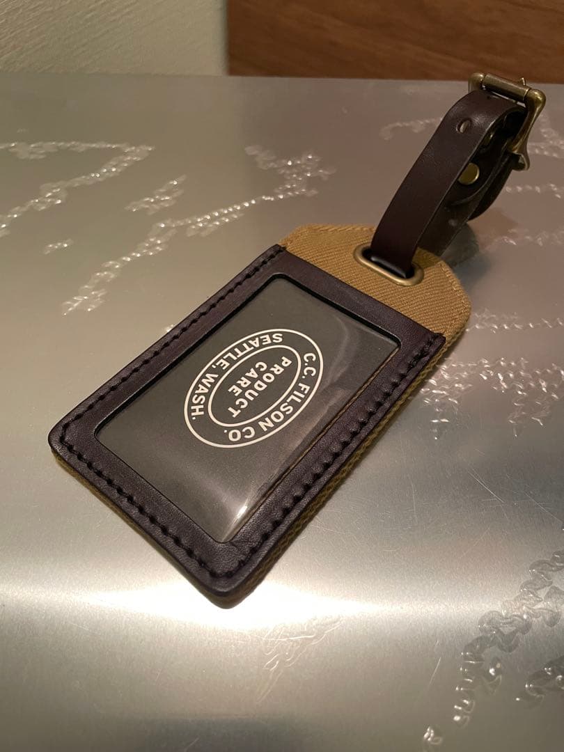 FILSON キャンバス IDカードホルダー