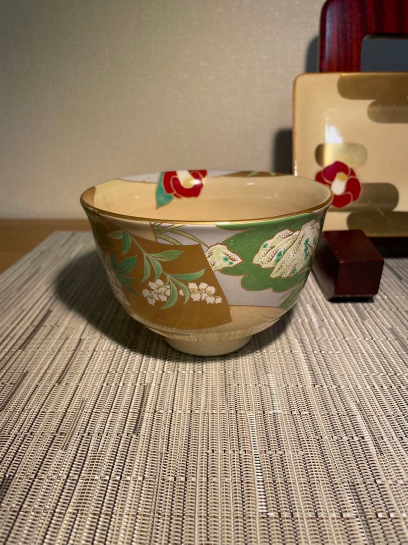 128桑野むつ子 京都御所の花十二ヶ月【3月椿・馬酔木】抹茶椀＆和陶皿 しおり付