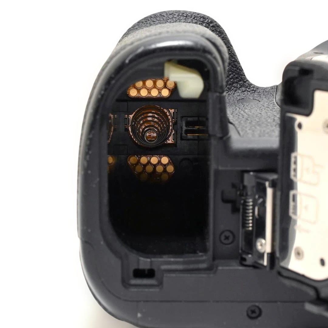 【良品】Canon EOS 5D Mark IV ボディ