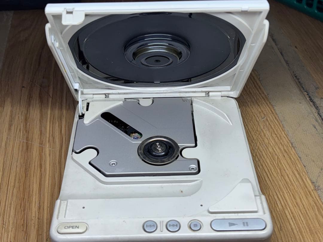 レア品【ジャンク】SONY ディスクマン　D-40 ホワイト