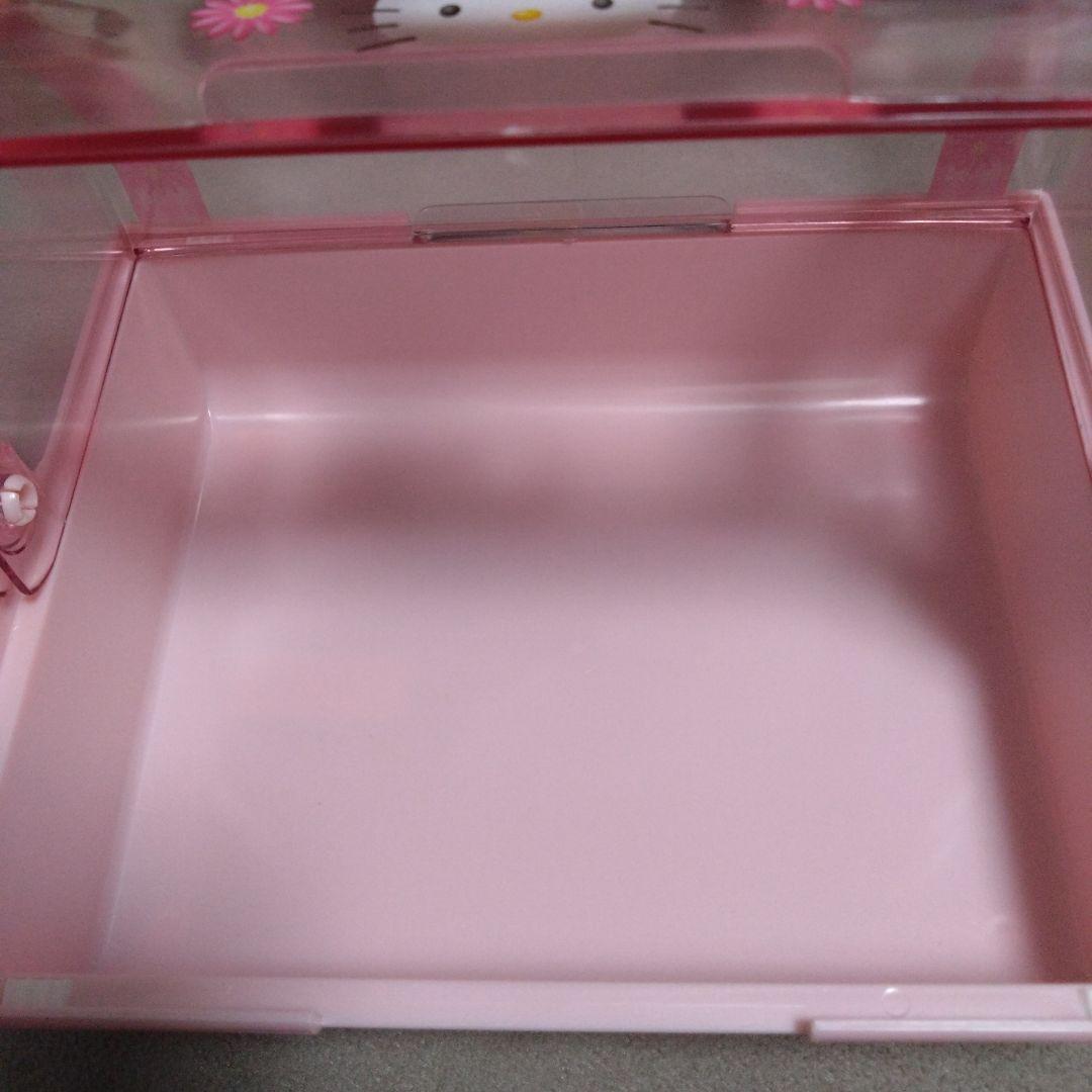 年代物　未使用品　Hello Kitty フードケース　収納ボックス ピンク