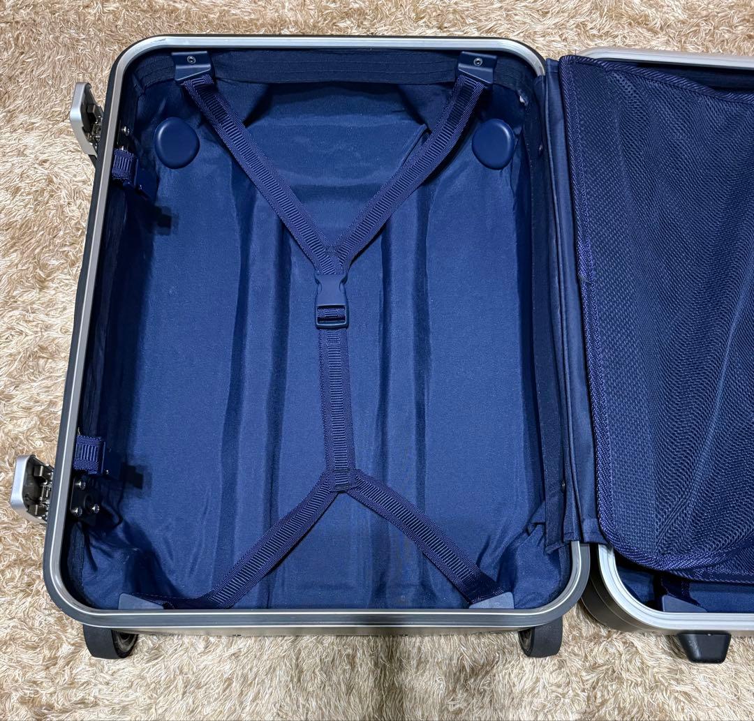 グローブトロッターキャリーケース機内持込みサイズ