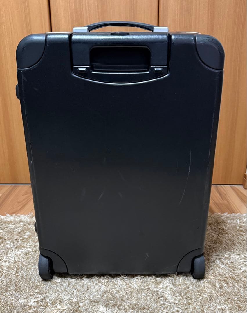 グローブトロッターキャリーケース機内持込みサイズ