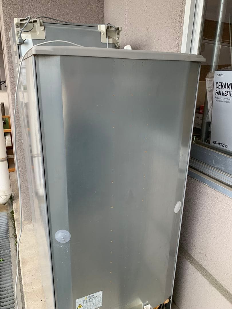 シルバー 3ドア冷蔵庫　サンヨー